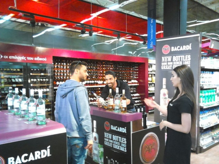 bar-solutions-bacardi-promo-in-super-market-01