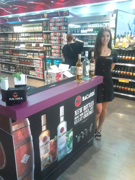 bar-solutions-bacardi-promo-in-super-market-04