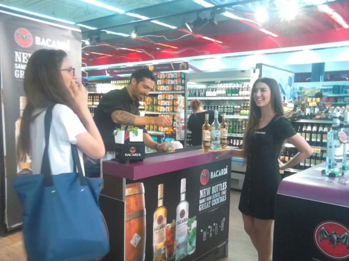 bar-solutions-bacardi-promo-in-super-market-10